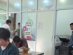 -正宗李家土鸡米线店