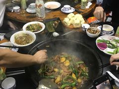 -妈妈家铁锅炖(景诚园综合楼店)