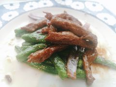 杭椒炒牛柳-西湖春天•老字号杭州菜(百汇店)