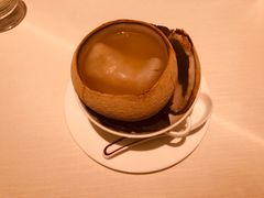椰皇花胶炖鸡-天龙轩(香港丽思卡尔顿酒店)