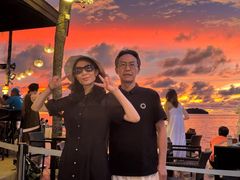 -Sunset Bar(丹绒亚路香格里拉店)