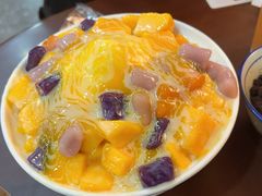 芒果芋圆牛奶绵绵冰-水牛奶皇后糖水铺(深圳总店)