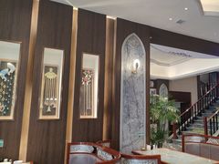 -哈啾嗨·新概念蒙餐(红星新城店)