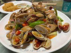 -四川小胡子海鲜(丁村万人海鲜广场店)