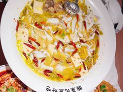 老坛子酸菜鱼-太二酸菜鱼(武汉光谷保利店)
