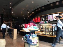 -星巴克臻选(成都来福士店)