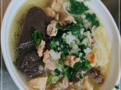 -文山荷鲜居(翠湖店)