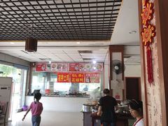 大堂-万春卤菜(天乡后街步行街店)