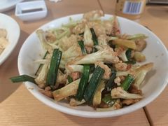-关东小磨东北菜(上海长风大悦城店)