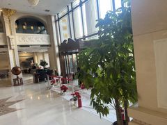 -碧中海汤泉汗蒸酒店