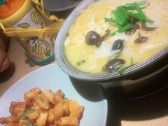 -蜜桃餐厅·伴山(绿宝广场店)