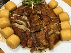 招牌馒头烧鸭-伍月花酒楼