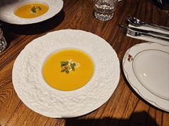 奶油南瓜汤-1886德国汽车餐厅(外滩中央店)