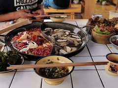 -瓜西西重庆火锅(花溪店)