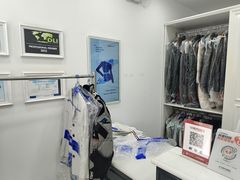 -布瑞琳洗衣(西堤红山店)