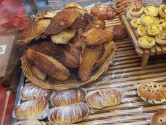 -苹果花园(昌里东路店)