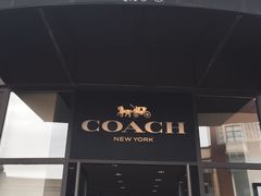 -王府井奥莱临潼小镇(临潼店)