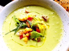 -ROAST coffee & eatery