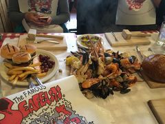 -The Crab Pot Seattle