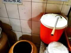 -正宗杨记普洱酸醋米线(总店)