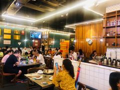 大堂-胡须佬鸡煲四季火锅店(石厦西村直营店)