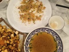 -鑫巴蜀小镇 · 水煮鱼专研店(玉桥店)