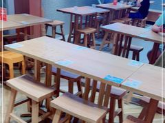 用餐区-小满手工粉(环宇荟店)