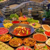 穿城三十公里也要来吃的老火锅！五彩冰粉绝绝子！