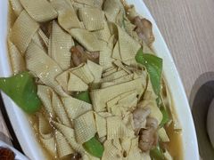 -六泰居·尔滨地标·东北菜(泰山路店)
