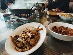 -老唐三下锅 ·张家界地标美食(溪布街店)