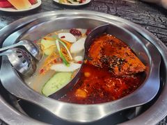 牛油鸳鸯锅-重庆大队长火锅(凤城八路店)