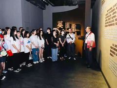 -龙华烈士纪念馆-停车场