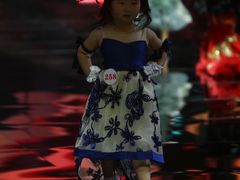 -翎秀服装模特