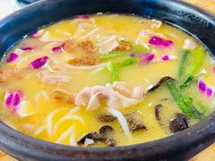 -桥香园过桥米线(国贸店)
