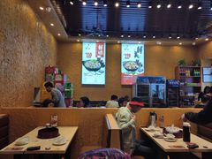 大堂-蜀八婆鲍鱼鸡煲虾(宝安坪洲店)