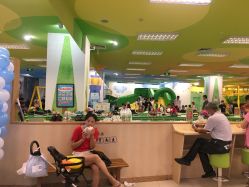 -莫莉幻想儿童乐园(武汉金银潭永旺店)