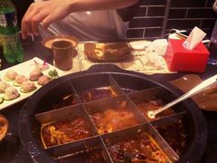-宽板凳老灶火锅(簋街店)