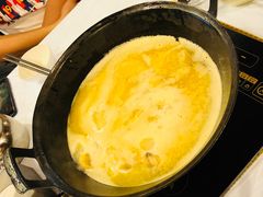 -鲜入围煮花胶鸡海鲜火锅