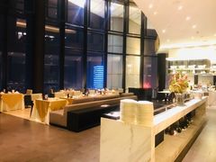 自助取餐区-金陵饭店 56F 家·海鲜火锅餐厅