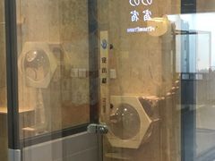 -宠小格时尚宠物生活馆(唐镇店)