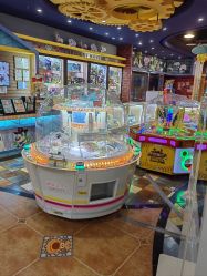 点击看大图 -卡通尼乐园(五彩世界店)