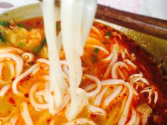 -巍山火巴肉饵丝(大理古城店)