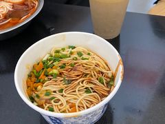 -薛记襄阳香辣牛肉面(平安路店)