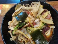-万记麻辣烫国展总店