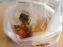 -七彩云蛋糕店(滨江二路店)