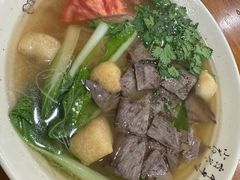 -牛小隆牛肉面馆(四牌楼店)