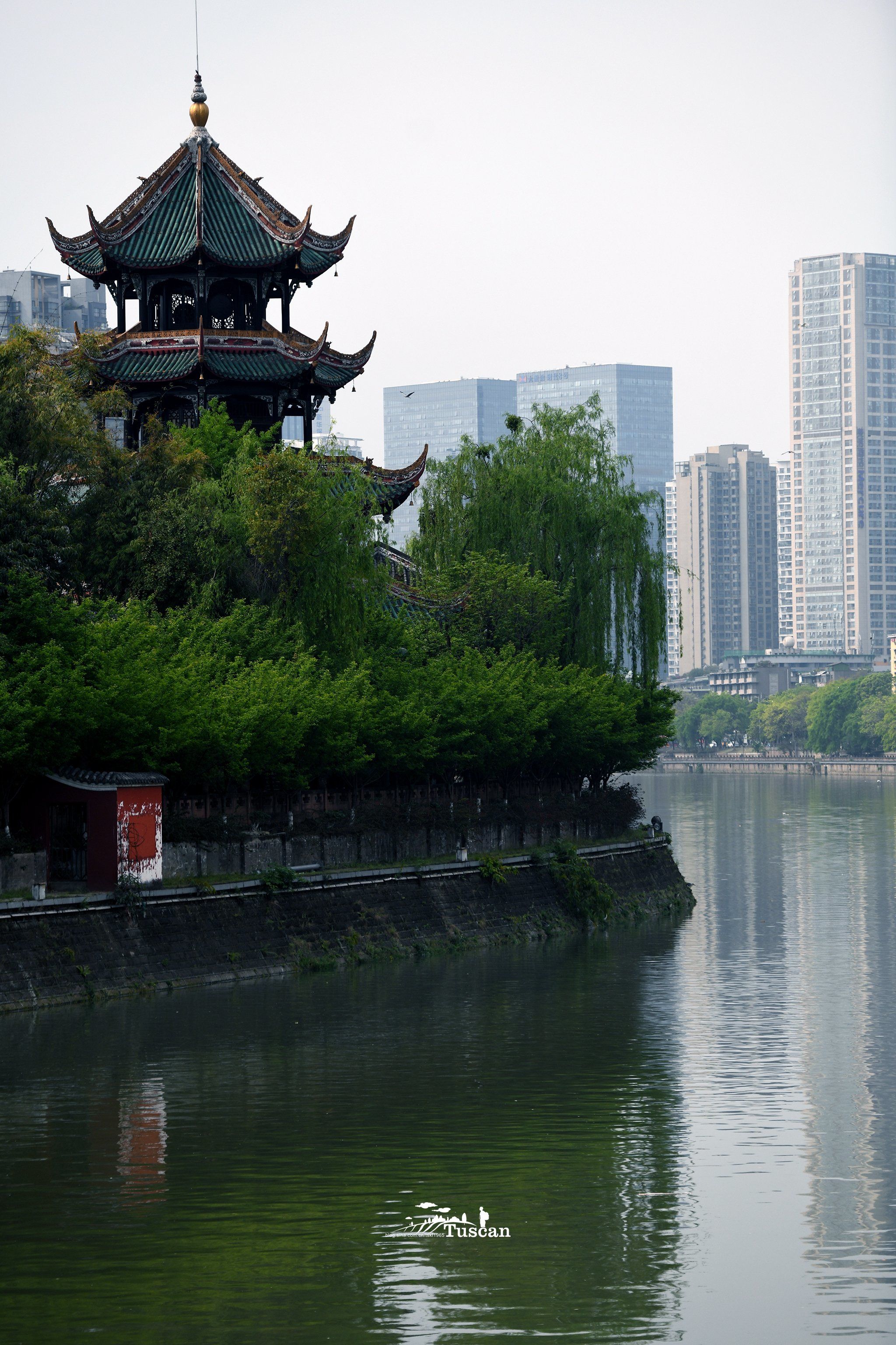 成都锦江畔的望江楼公园