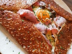 鸡蛋蘑菇熏肉荞麦可丽饼-RAC BAR(安福路店)