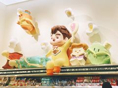 -咻啵翔翔零食基地(万达广场店)