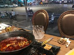 -靓蛙馆
